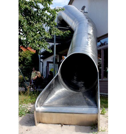 Fürniss Metallbau, Podest mit Fluchtrutsche