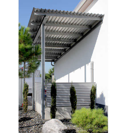 Fürniss Metallbau, Überdachung einer Außenanlage