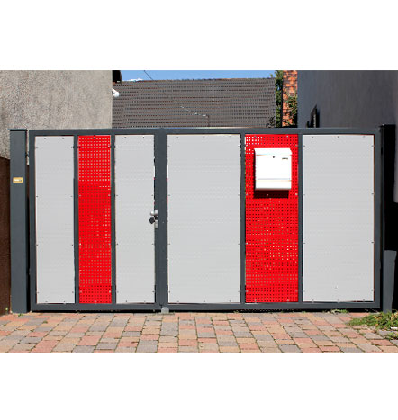 Fürniss Metallbau, Toranlage Sonderanfertigung